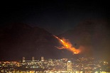 Residents evacuated as mountain fire spreads in Cape Town
