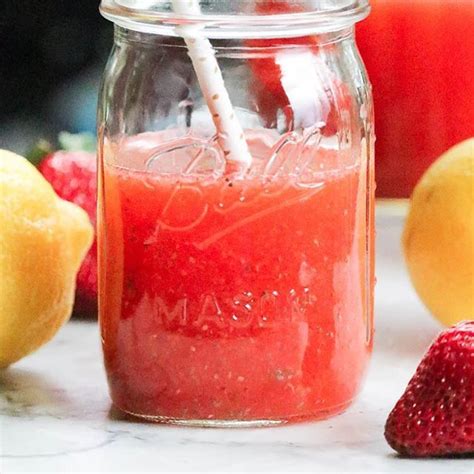 Strawberry 🍓 Purée Fresh Squeezed Lemon 🍋 Juice Agave Chia 😋