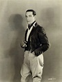 40 Handsome Portrait Photos of Ricardo Cortez in the 1920s and ’30s ...