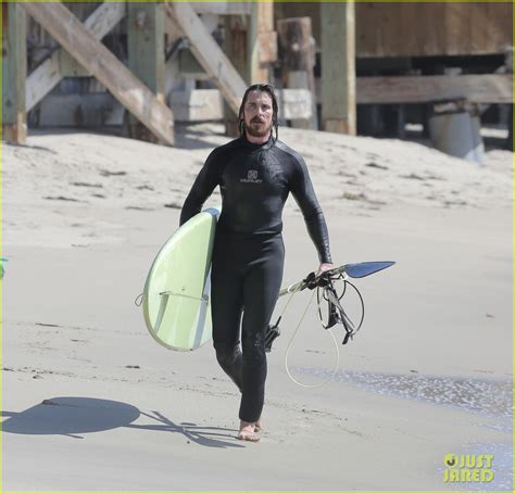 christian bale shows off his shirtless body at the beach photo 3320905 christian bale