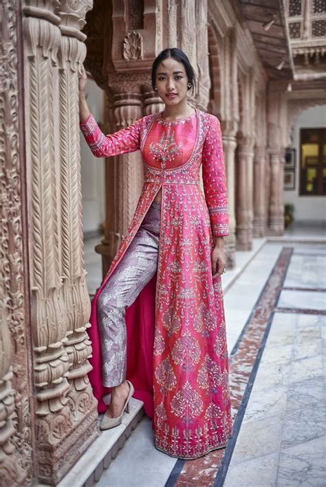 10 South Asian Wedding Guest Outfits Spring 2018 Indian Gowns