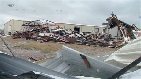 Video At Least 14 Tornadoes Rip Through The Gulf Coast Abc News