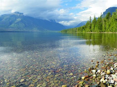 Lake Mcdonald Mt Flashing Lights