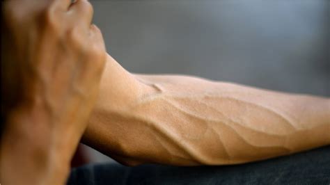How To Get Your Forearm Veins To Show Youtube