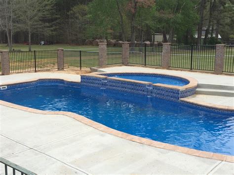 Swimming Pool With Tanning Ledge Traditional Pool Raleigh By Parrot Bay Pools And Spas Houzz