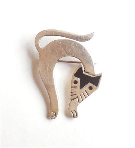 Vintage Taxco Mexican Sterling Silver Thick Stylized Kitten Cat Pin