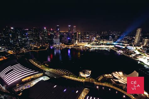 From the cé la vi restaurant and the cé la vi skybar, the entire city spreads out before you. CÉ LA VI Singapore | Rooftop club on Marina Bay sands Hotel