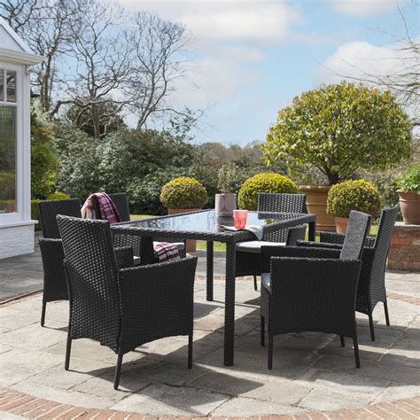 Marston 6 Seater Rattan Dining Set With Cream Parasol Rattan Garden