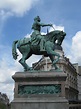 File:Orléans Jeanne d'Arc place du Martroi.jpg - Wikimedia Commons