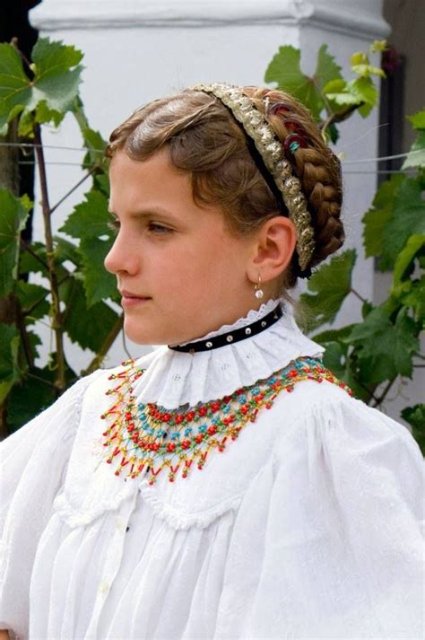 Magyar Népviseletek Sárközi Viselet Dunántúl Folk Costume Costumes