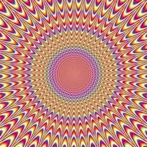 10 Optical Illusions That Will Make You Do A Double Take