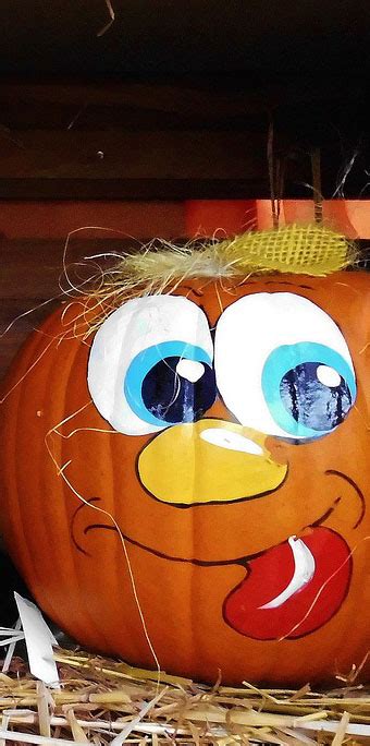13 Spooktacular Halloween Activities For Seniors Ella Stewart Care