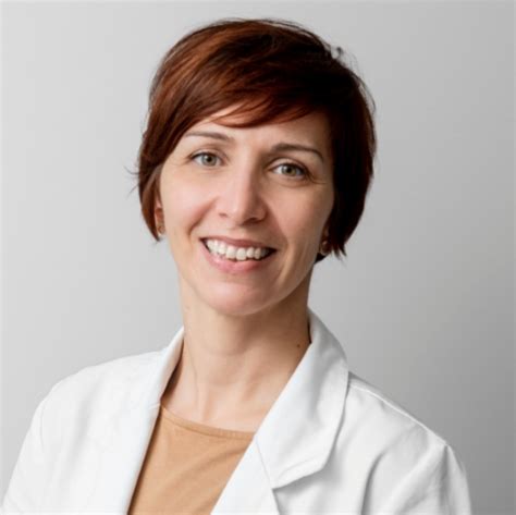 Dra Laura Trujillo opiniones Ginecólogo Madrid Doctoralia