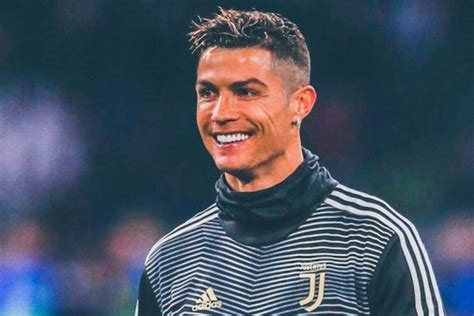La Storia Di Cristiano Ronaldo Tutto Sul Portoghese Sport Magazine