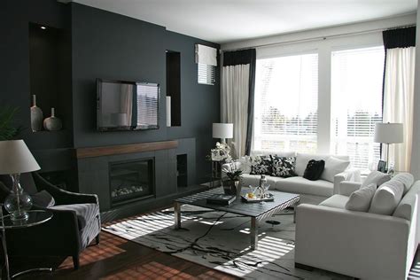 Impressive 20 Luxury And Cool Black Living Room Decoration Ideas For