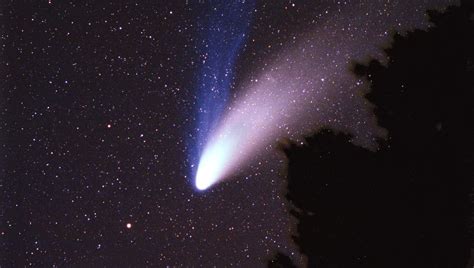 Une Comète De Passage Tous Les 50000 Ans Visible à Lœil Nu Dans Le