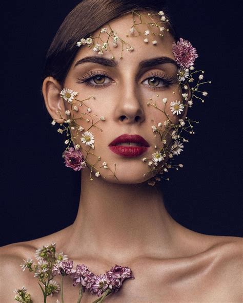 Pin By Gabby Du Toit On ♣️ Flowers In Her Hair•• Flowers