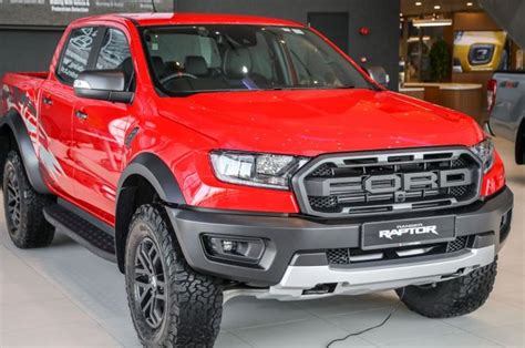 Ford Ranger Raptor X Edisi Khusus Warna Merah Siap Cari Lawan