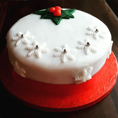 Delias Classic Christmas Cake A Cookbook Collection