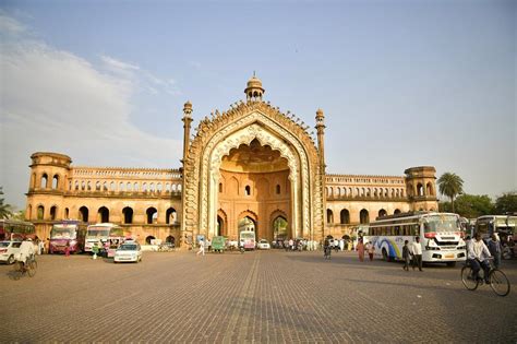Rumi Darwaza Turkish Gate Lucknow