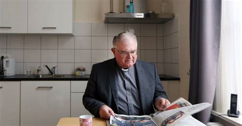 Pastoor Hans Van Geel Kraakt Harde Noot ‘de Kerk Is In Principe En Per