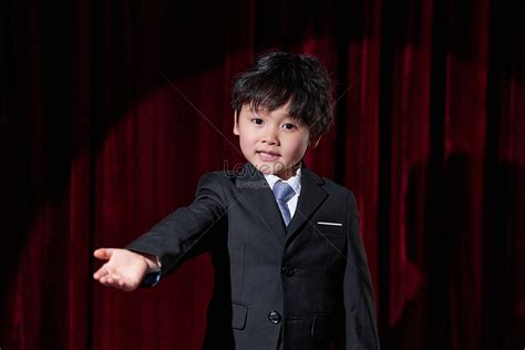 Image Of Little Boy Giving Speech In Formal Suit Picture And Hd Photos