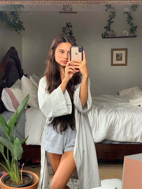 Mirror Selfie Cute Selfie Ideas Poses Instagram