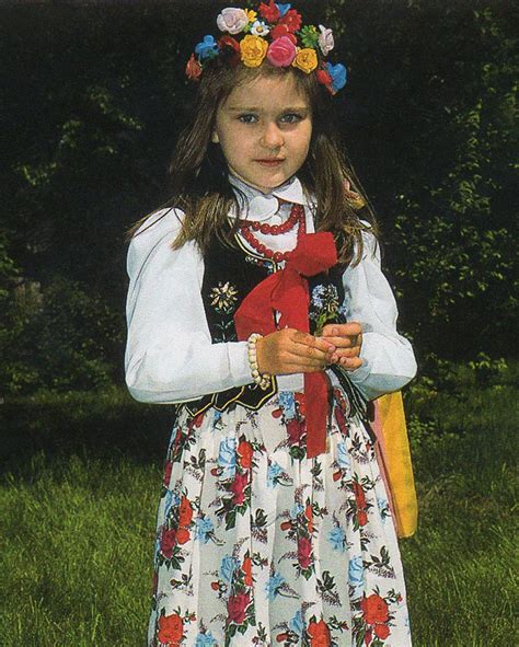 polish girl in a traditional folk costume of krakow region photo by christian parma folk