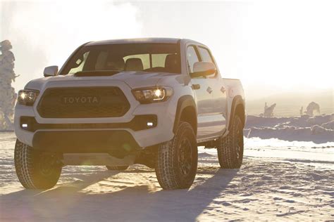 2017 Toyota Tacoma Trd Pro Pictures Photos Wallpapers And Video
