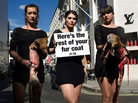 Peta Shock Tactics At London Fashion Week I Live Eco