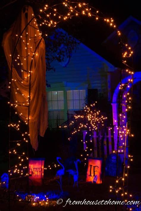 Halloween Outdoor Lighting Ideas 25 Spooky Ways To Light Your Yard