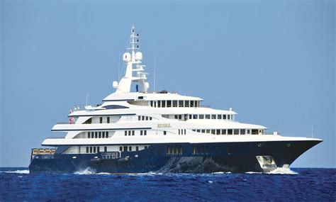 Freedom Yacht Charter Details Benetti Charterworld Luxury Superyachts