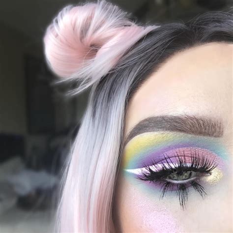 Pin By Ash January On The Spectrum Of Makeup Pastel Makeup Gorgeous