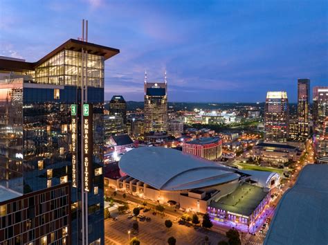 New Embassy Suites By Hilton Hits A High Note With Downtown Nashville