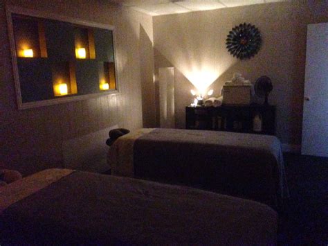Massage Room Decor Ideas
