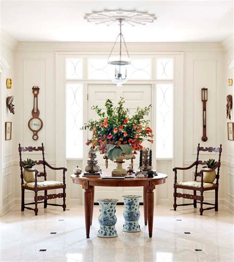 Round Foyer Table Ideas For Your Sweet Home Front Entryway Decor