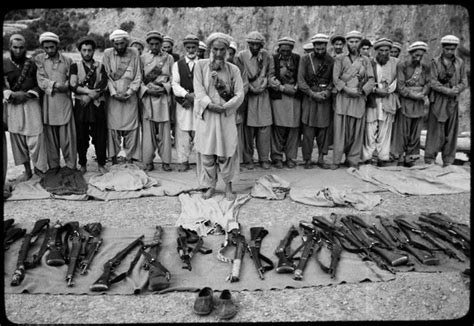 The Mujahideen Are Praying The Soviet Afghan War Of 1980 Эстетика