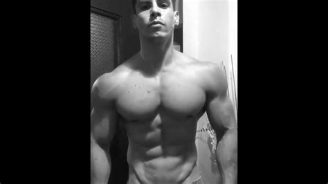Young Muscle Stud Posing Youtube