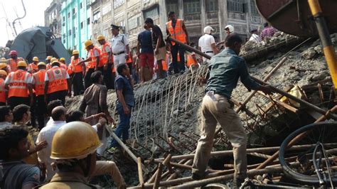 Kolkata Overpass Collapse Kills 24 Rescuers Dig For Survivors Cnn