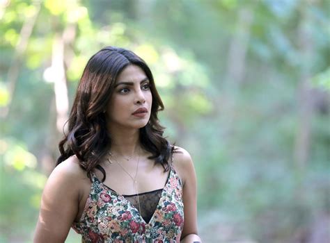 priyanka chopra looks hot during the filming of her tv series quantico in the financial