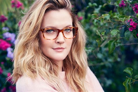 Flower By Drew Drew Barrymore Style Celebrities With Glasses Geek Glasses Wearing Glasses