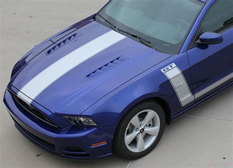 2014 ford mustang stripes