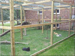 The protectapet free standing cat enclosure is a flexible cat containment system suitable for privet hedges and gardens with no existing boundary. Free Outdoor Cat Enclosure Plans | Cats can roam the great ...