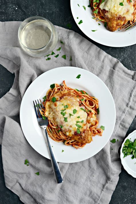 How to make the ultimate chicken parmesan! Easy Chicken Parmesan - Simply Scratch