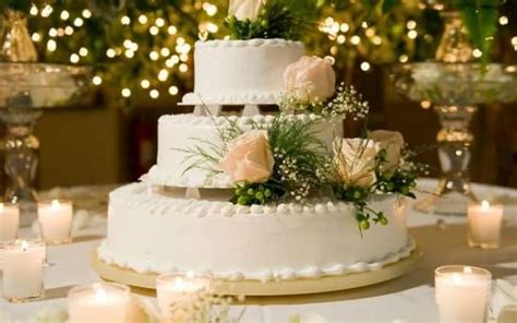 baker refused wedding cake to same sex couple wins court case
