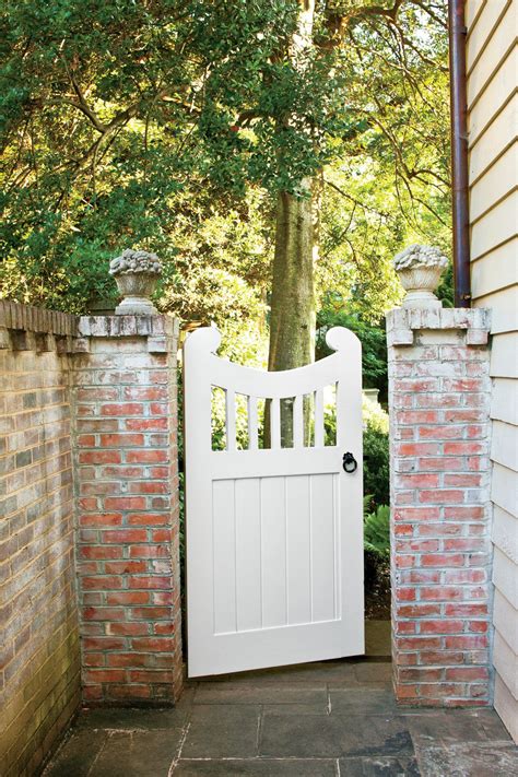 20 Ideas For Choosing The Perfect Garden Gate Backyard Gates Wooden