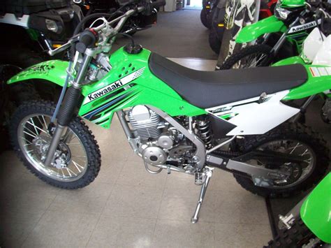 Check klx 140 specifications, mileage, images, 2 variants, 4 colours and read 4 user reviews. Buy 2012 Kawasaki KLX140 140 Dirt Bike on 2040motos