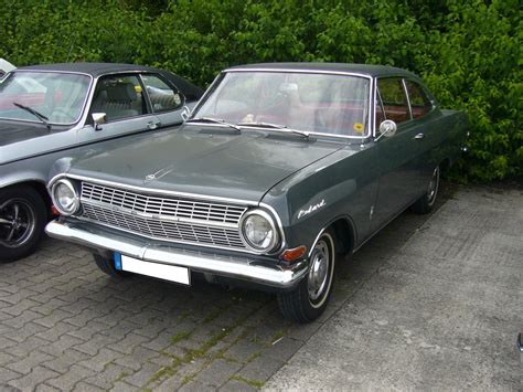 Opel Rekord A L Coupe 1963 1965 Der Rekord A Kam Im Stil Des