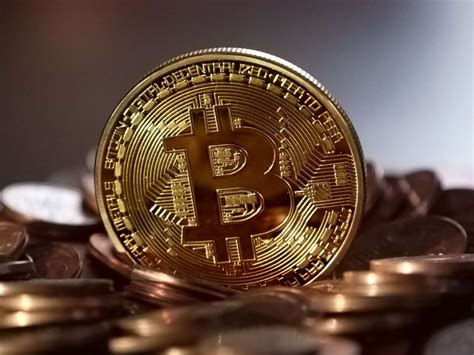 · bitcoin is a virtual currency that was created in 2009 by an unknown computer whizz using the alias satoshi nakamoto. Bitcoin future price predictions | bitcoinfuturereview.com