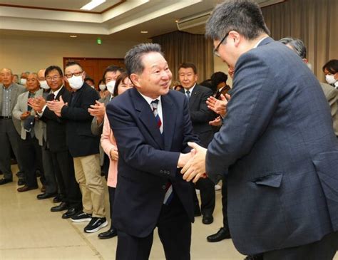 ＜東御市長選挙＞2024 花岡氏5期目「無投票当選」！ ★「ワイン、スポーツツーリズム前進へ」 東信ジャーナル